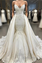 Spaghetti Straps Lace Fit and Flare Wedding Dresses Overskirt Appliques Detachable Satin Backless Bridal Gowns