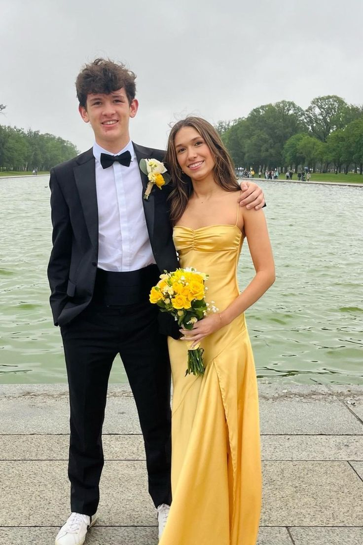 Spaghetti Straps Yellow Long Sheath Formal Prom Dresses With Slit