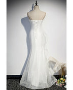 Sparkling White Sleeveless Off Shoulder Ball Dresses With White Thin Shoulder Straps Backless Straps And Floor Length Ruffled Edge For Formal Dressesing