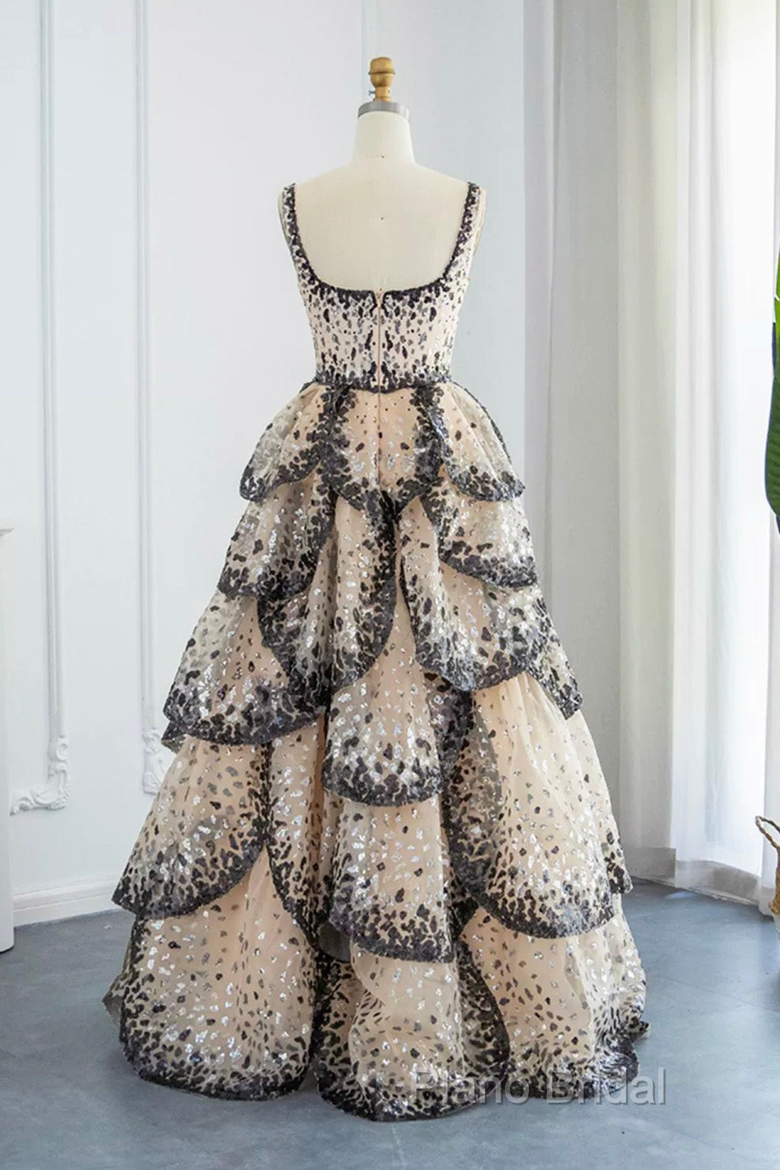 Sparkly Sequin Tiered Ruffles Elegant Women Party Formal Dresses Secondary image