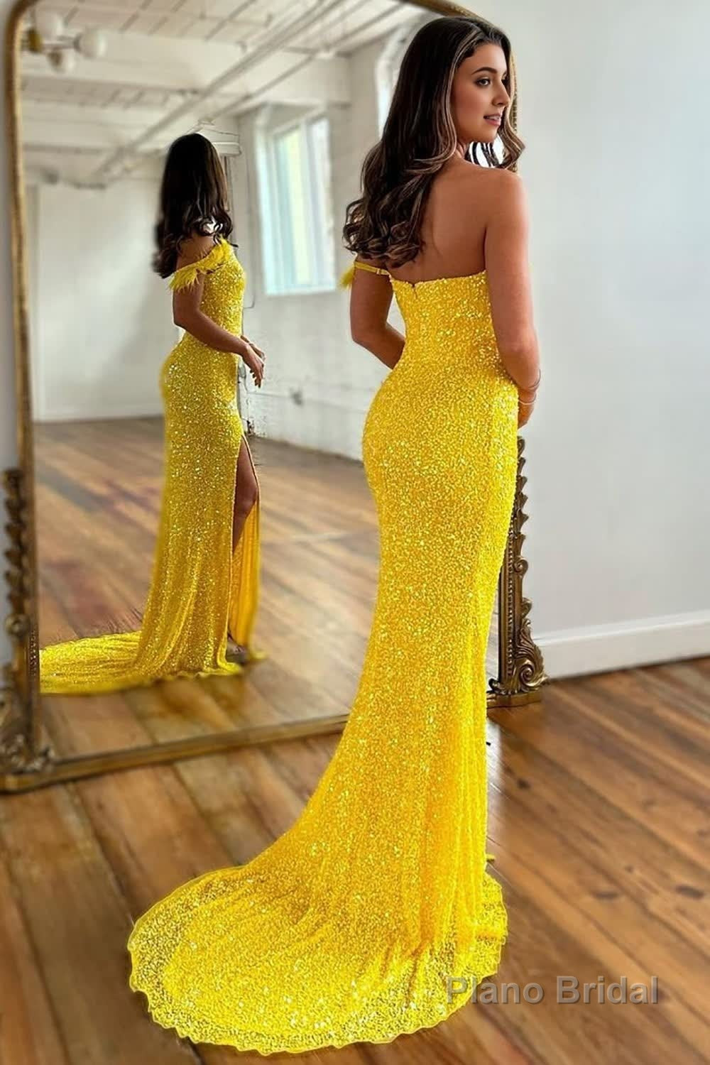 Sparkly Yellow Detachable Straps Mermaid Sequins Prom Dress with Slit