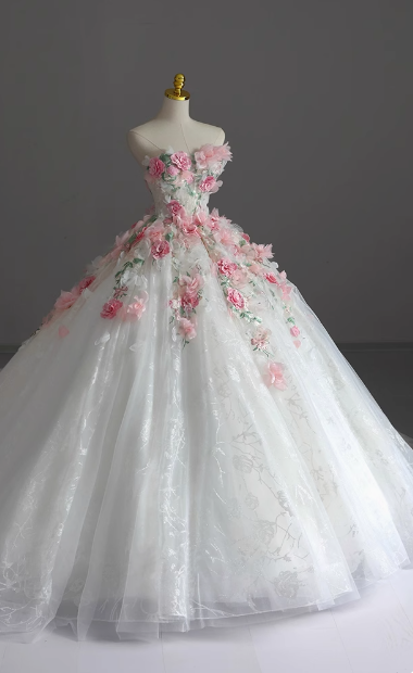 Strapless Runaway Princess Floral Tulle Floor-Length Wedding Dresses Secondary image