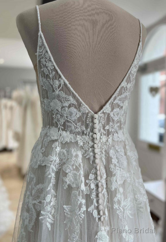 Straps A-line Tulle/Lace Beach Wedding Dress