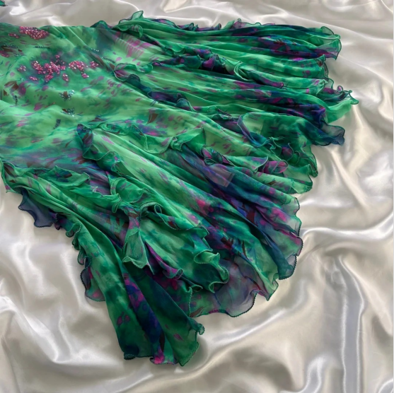 Stunning Green Double-Layered Flying Sleeves And Swaying Neck Chiffon Formal Prom Dresses