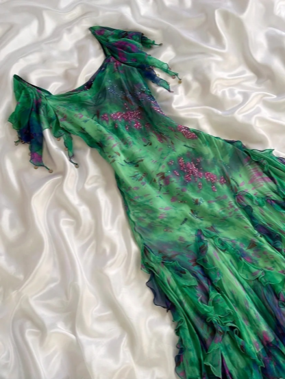 Stunning Green Double-Layered Flying Sleeves And Swaying Neck Chiffon Formal Prom Dresses Main image