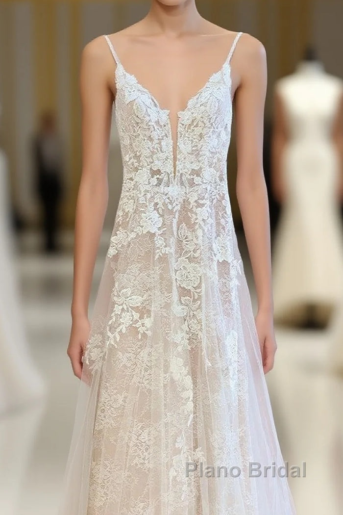 Stunning Long A-Line Spaghetti Straps Tulle Lace Wedding Dress Main image