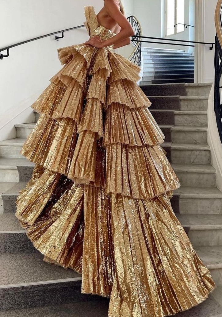 Stylish Golden Tiered Ball Gown Long Formal Evening Party Dresses