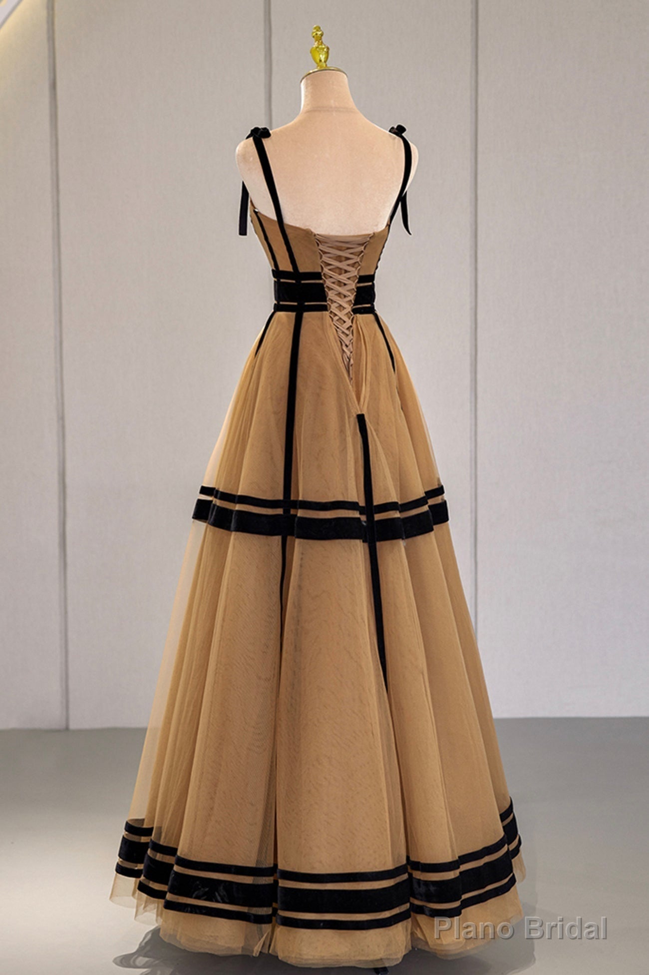 Stylish Tulle Long A-Line Prom Dress, Unique Spaghetti Strap Evening Dress Secondary image