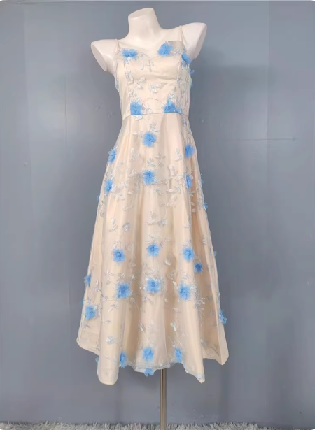 Sweet A-Line 3D Floral Embroidery Tulle Long Formal Prom Dresses