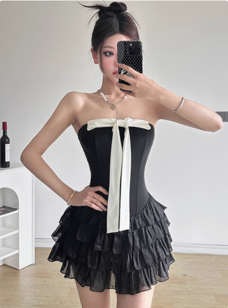 Sweet Black Tube Top Bowknot Herringbone Cake Skirt Homecoming Dresses