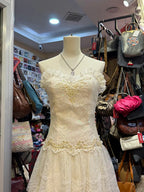 Sweet Ivory Heart-Shaped Neckline Embroidered Layered Lace Formal Prom Dresses