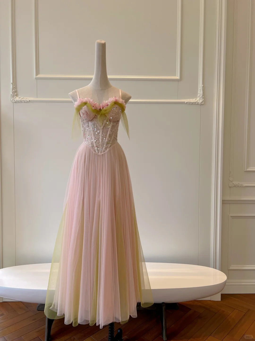 Sweet Pink A-Line Suspenders Sequined Tulle Long Formal Prom Dresses Bridesmaid Dresses Main image