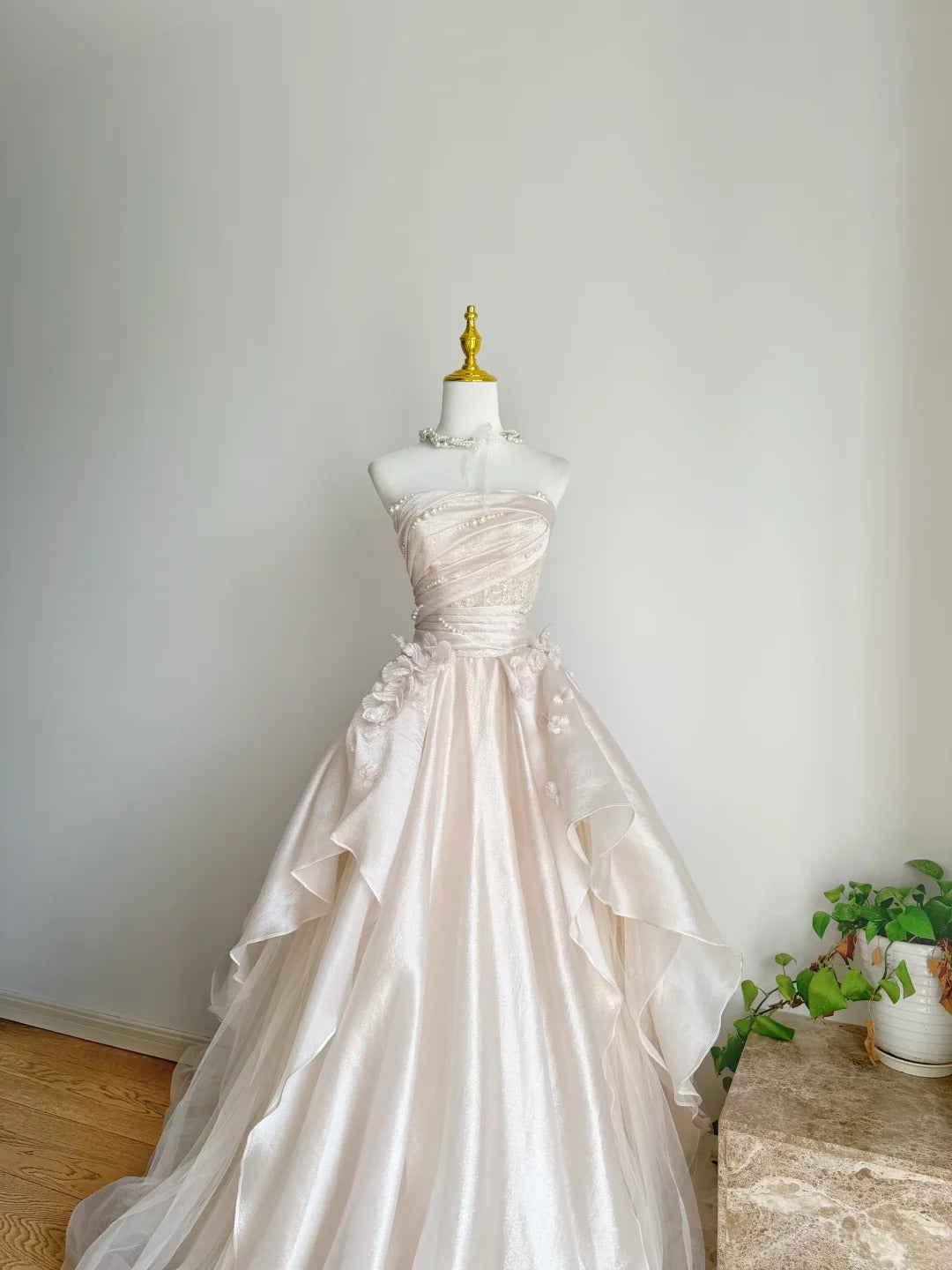 Sweet Pink A-Line Tulle Satin  Long Formal Prom Dresses Strapless Applique Wedding Dresses