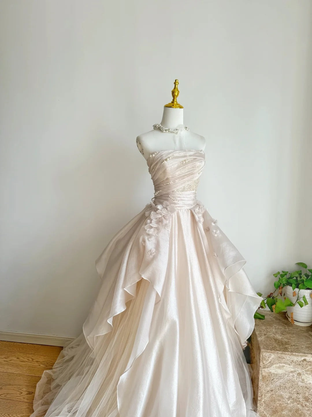 Sweet Pink A-Line Tulle Satin  Long Formal Prom Dresses Strapless Applique Wedding Dresses