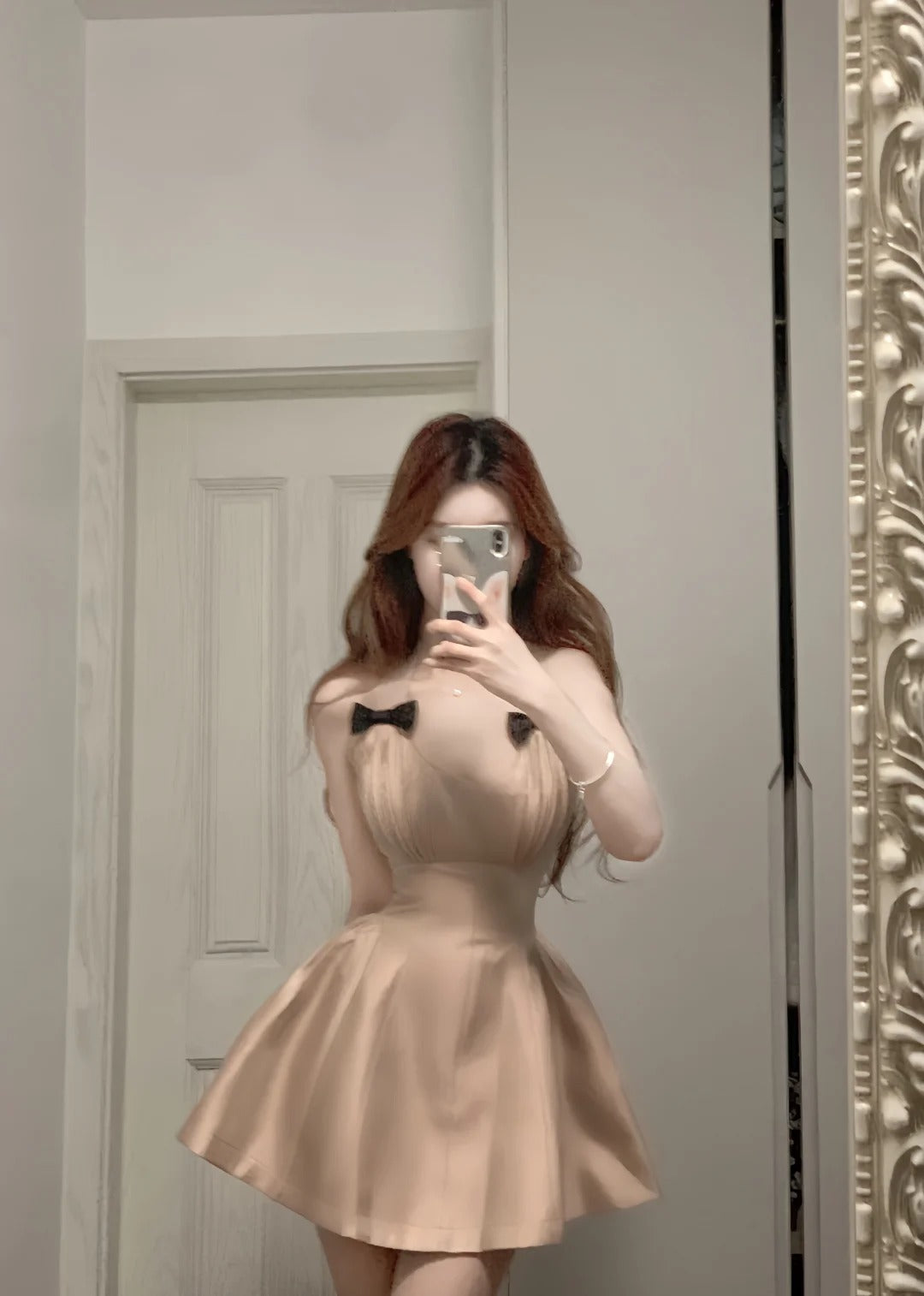 Sweet Pink Halter Neck Bow Satin A-Line Homecoming Dresses Secondary image