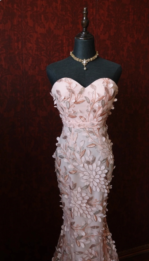 Sweet Pink Mermaid Sweetheart Neckline 3D Petal Tulle Long Formal Prom Dresses