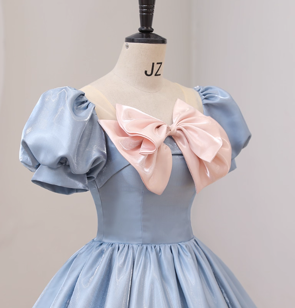 Sweet Princess Light Blue Square Neck Bow Puff Sleeve Satin Ball Gown Prom Dresses Sweet 16 Dresses
