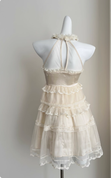 Sweet Three-Dimensional Flower Halter Neck Strap Sleeveless Lace Splicing Mesh Cake Birthday Skirt Homecoming Dresses