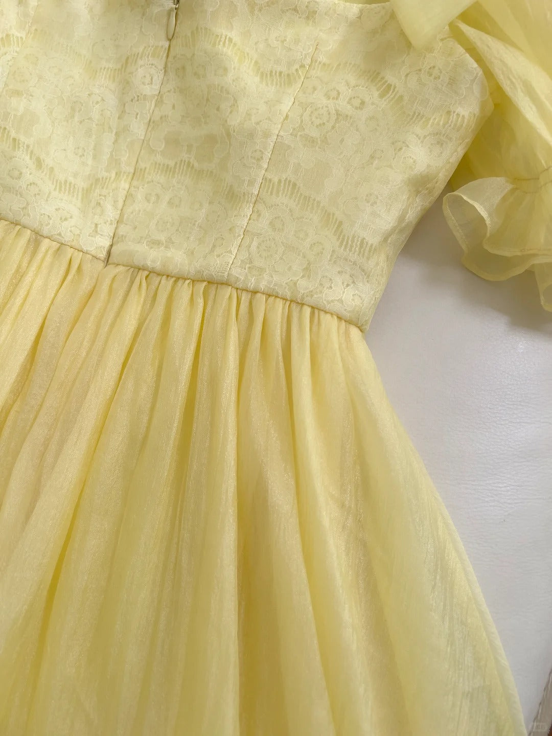 Sweet Yellow A-Line Square Neck Puff Sleeve Lace Tulle Long Formal Prom Dresses