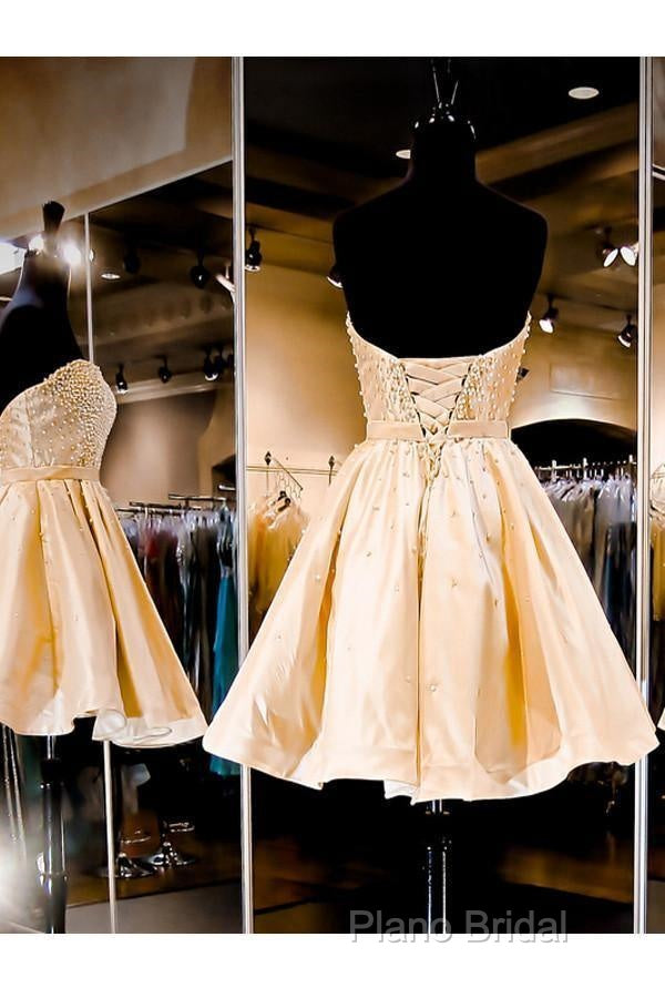 Sweetheart A-Line Knee Length Satin Homecoming Dresses With Beading