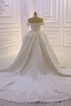 Sweetheart Lace Appliques Off the Shoulder Detachable Train Wedding Dress