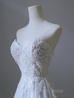 Timeless A Line Sweetheart Lace Tulle White Wedding Dresses Brides Dresses