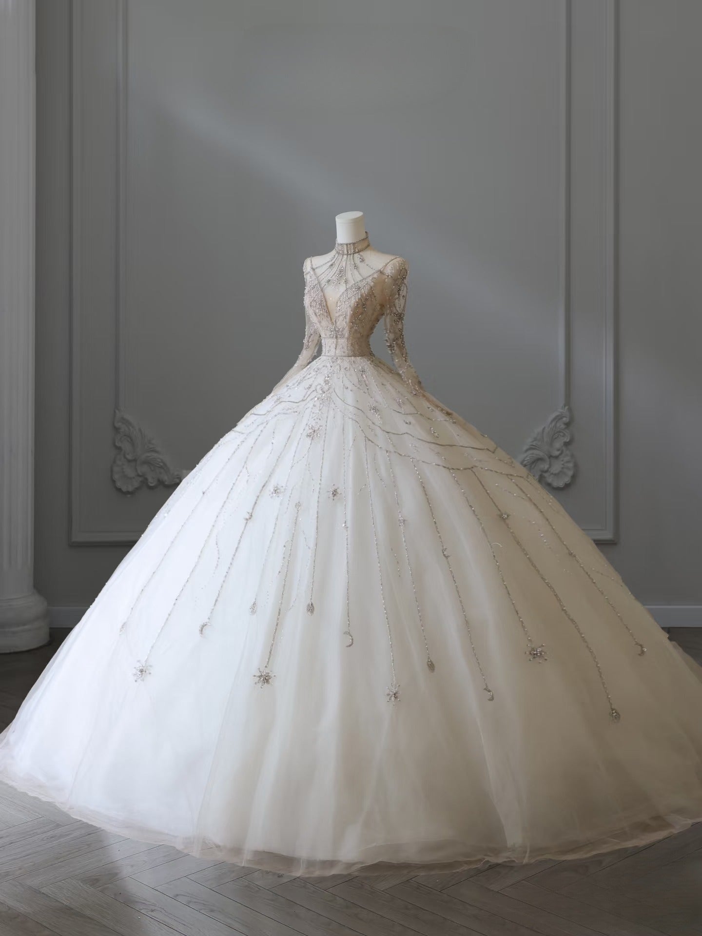 Timeless Ball Gown High Neckline Tulle Long Sleeves Wedding Dresses Bridal Dresses