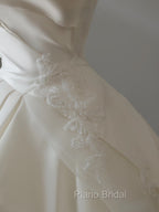 Timeless Ball Gown Strapless Satin Ivory Long Wedding Dresses Bridal Dresses