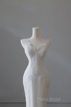 Timeless Mermaid V Neckline White Lace Wedding Dresses Bridal Dresses