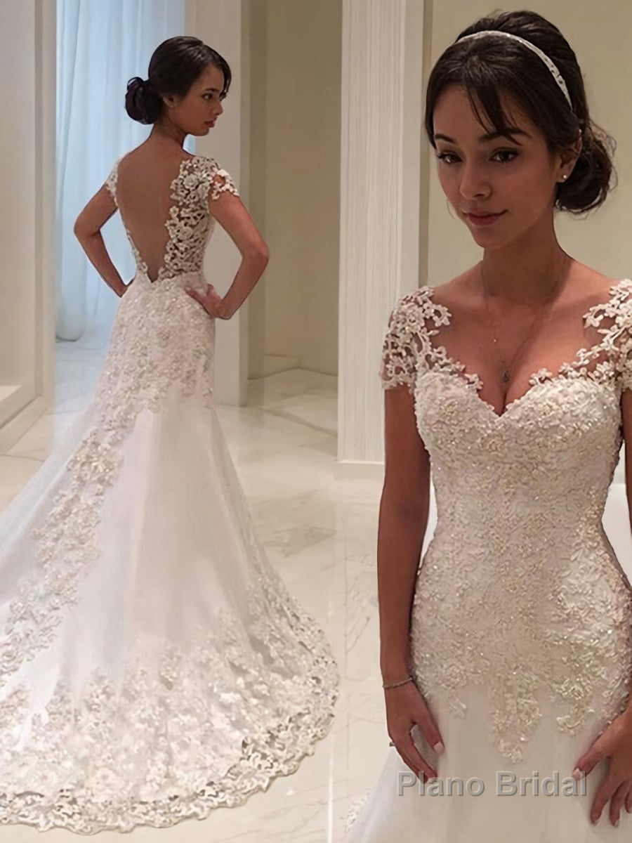 Trumpet/Mermaid Sweetheart Court Train Lace Wedding Dresses Main image