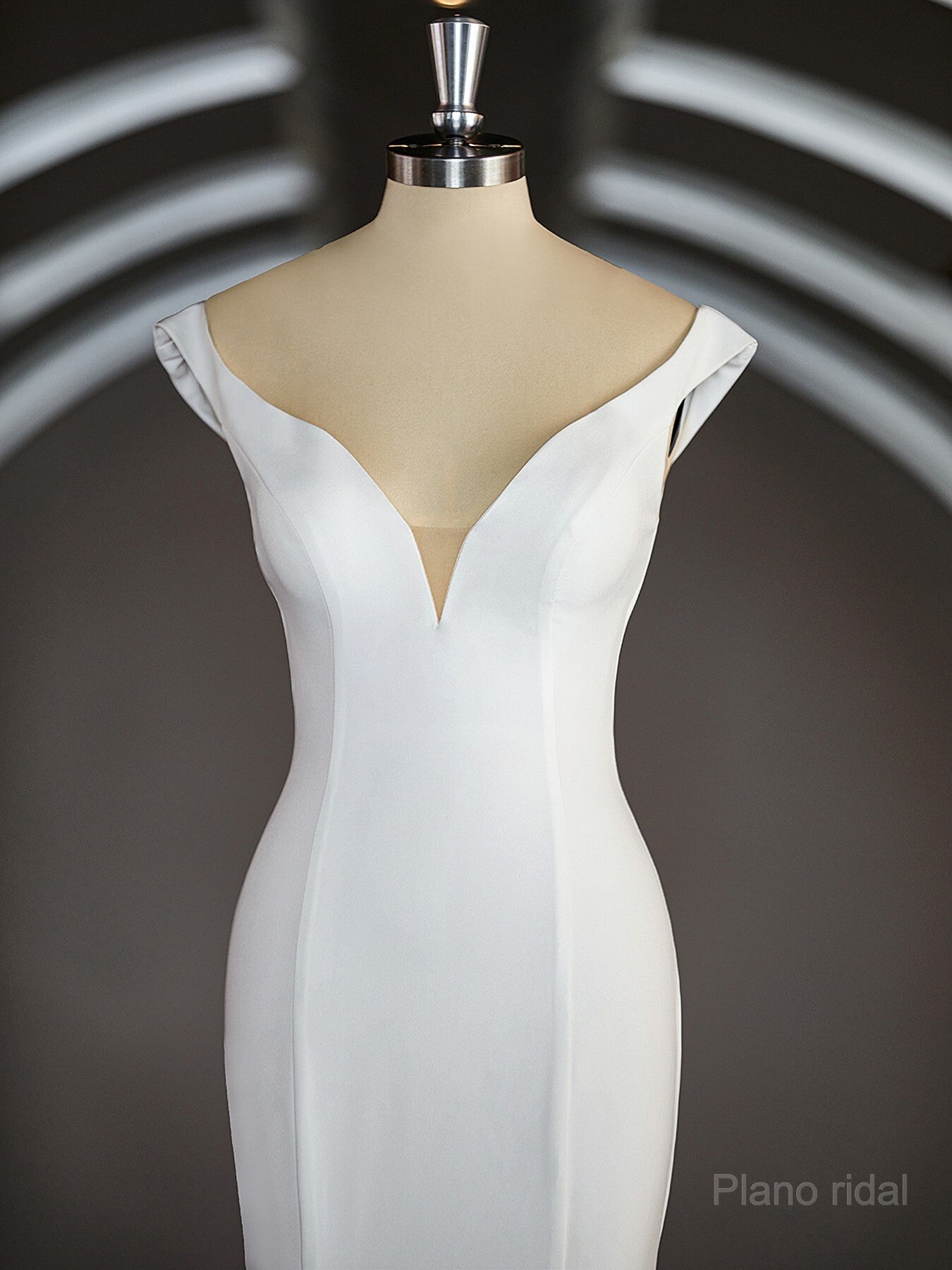Trumpet/Mermaid V-neck Chapel Train Stretch Crepe Wedding Dresses with Ruffles Secondary image