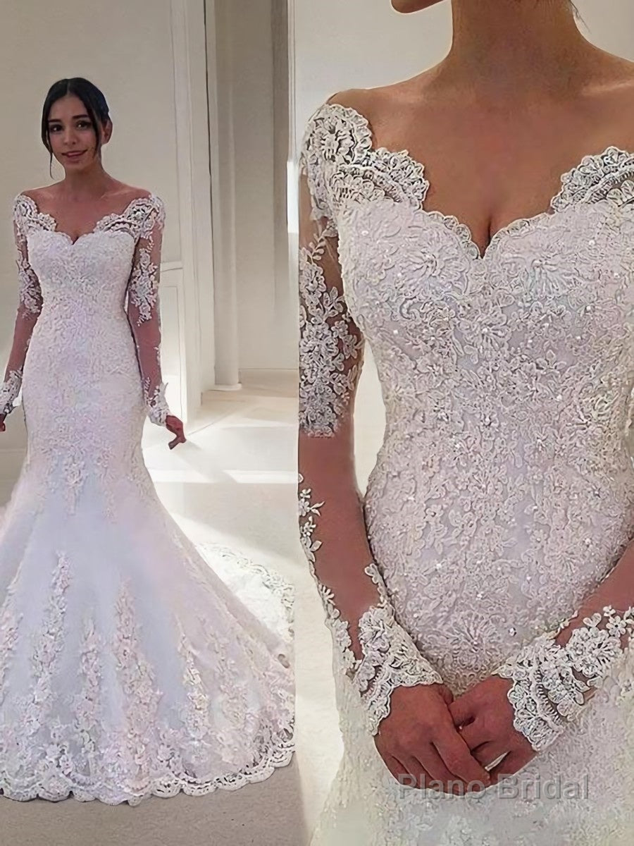 Trumpet/Mermaid V-neck Court Train Tulle Wedding Dresses With Appliques Lace Main image