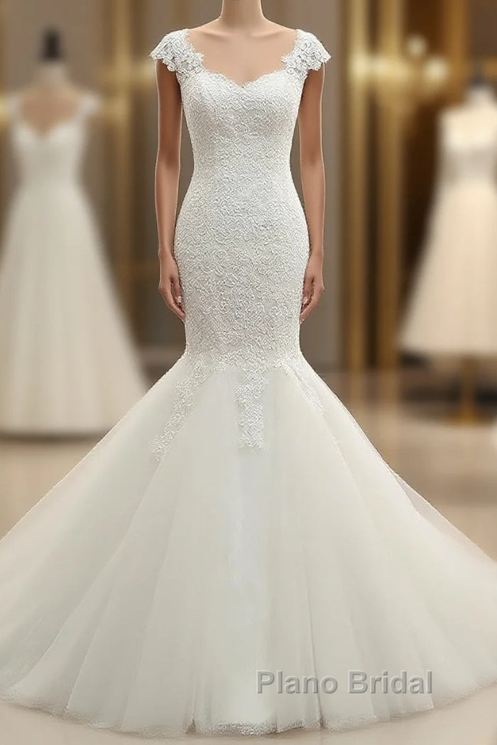 Trumpet/Mermaid V-Neck Sleeveless Applique Tulle Floor-Length Wedding Dresses Main image