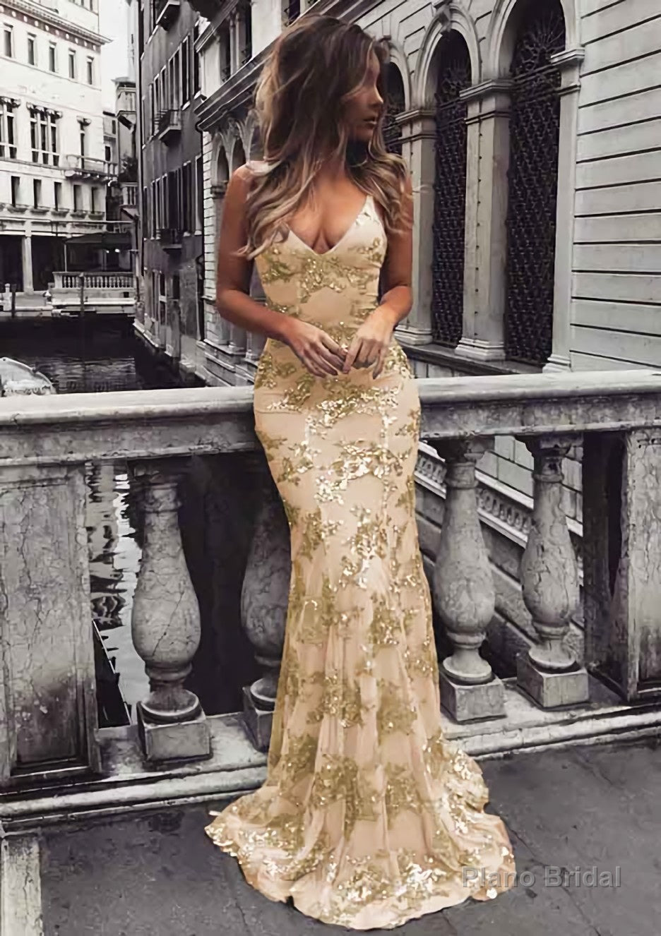 Trumpet/Mermaid V Neck Sleeveless Sweep Train Tulle Evening Dress With Beading Appliqued