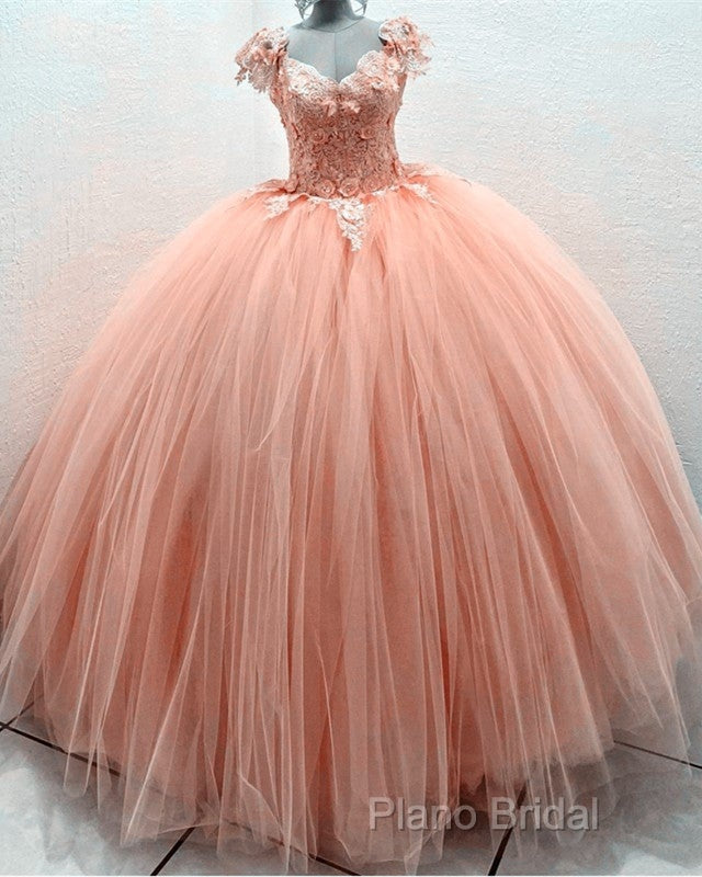 Tulle Ball Gown Dresses Lace Embroidery V Neck Secondary image