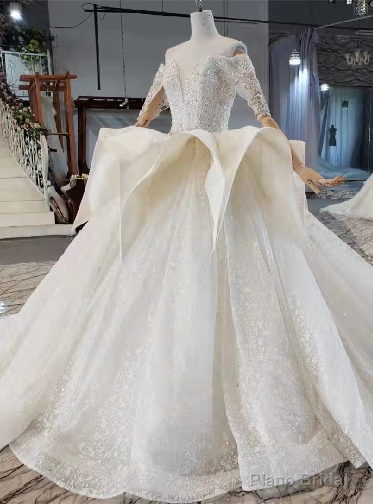 Tulle Sequins Short Sleeve Beading Wedding Dress Main image