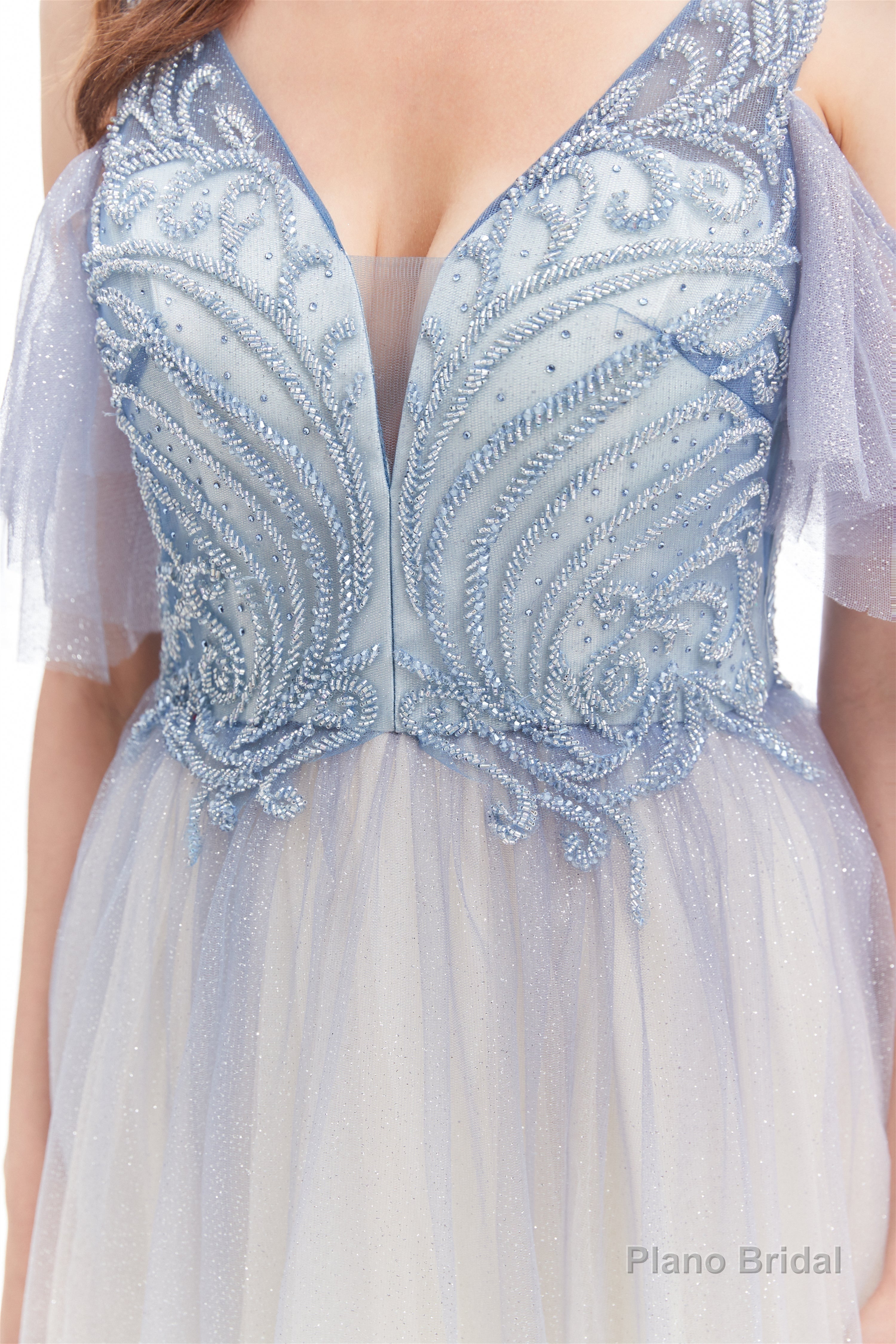 Tulle V-neck Beading Long Prom Dresses