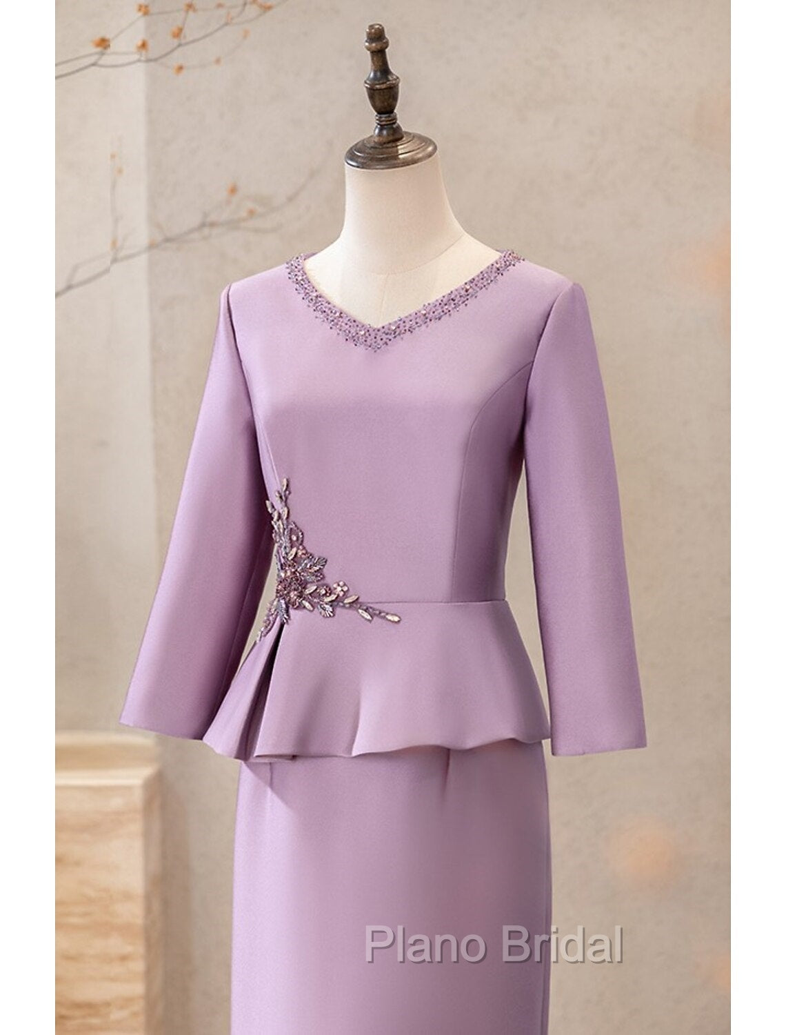 Two Piece Cocktail Dresses Elegant Dresses Wedding Party Tea Length Long Sleeve V Neck Satin Mother Of The Bride Dresses Secondary image