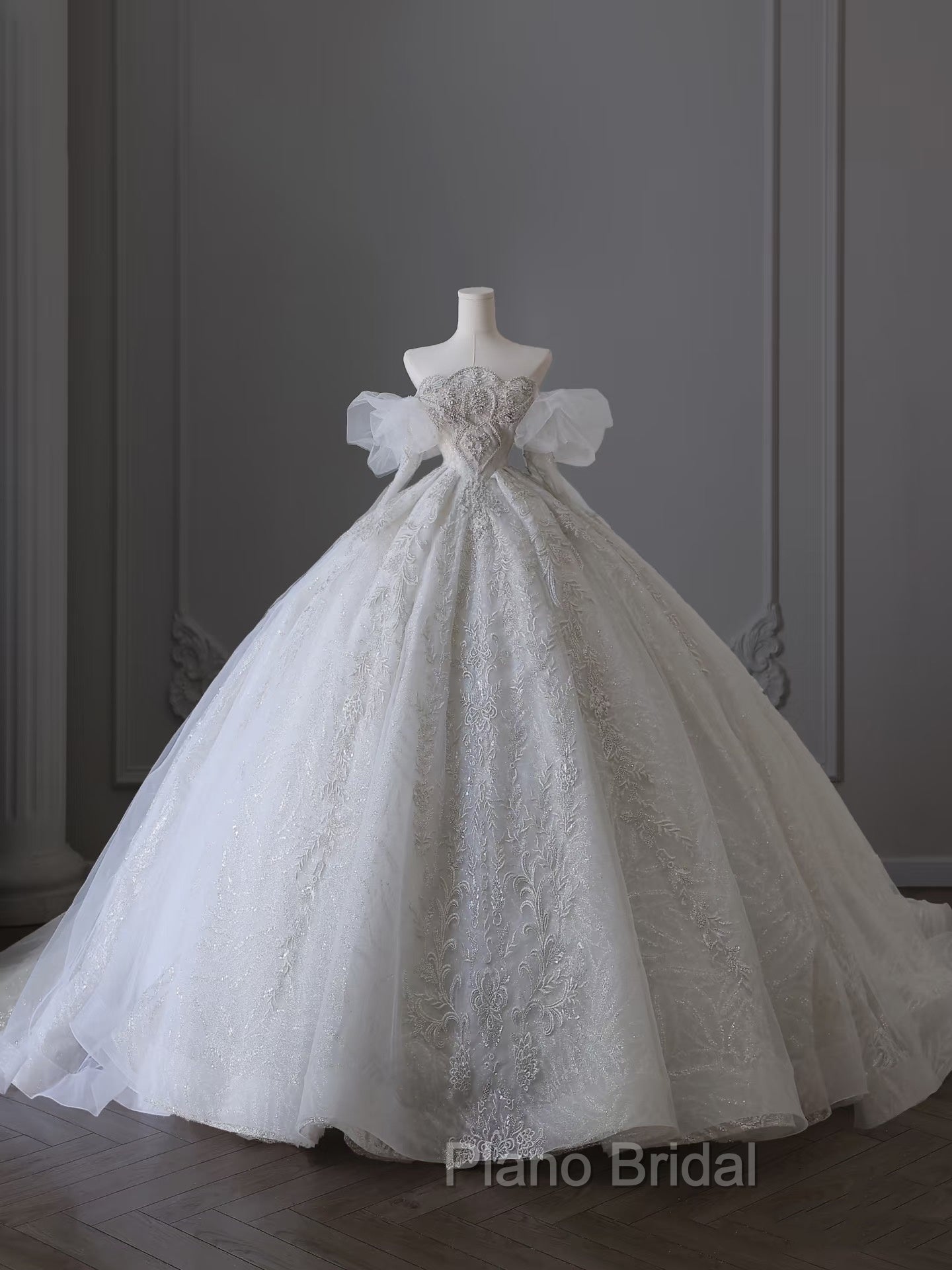 Unique Ball Gown Off The Shoulder Lace Long Sleeves Wedding Dresses Brides Dresses Secondary image