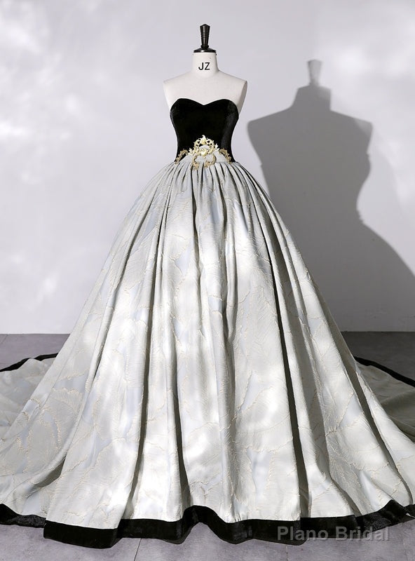 Unique Black Velvet Strapless Quinceanera Dress Main image