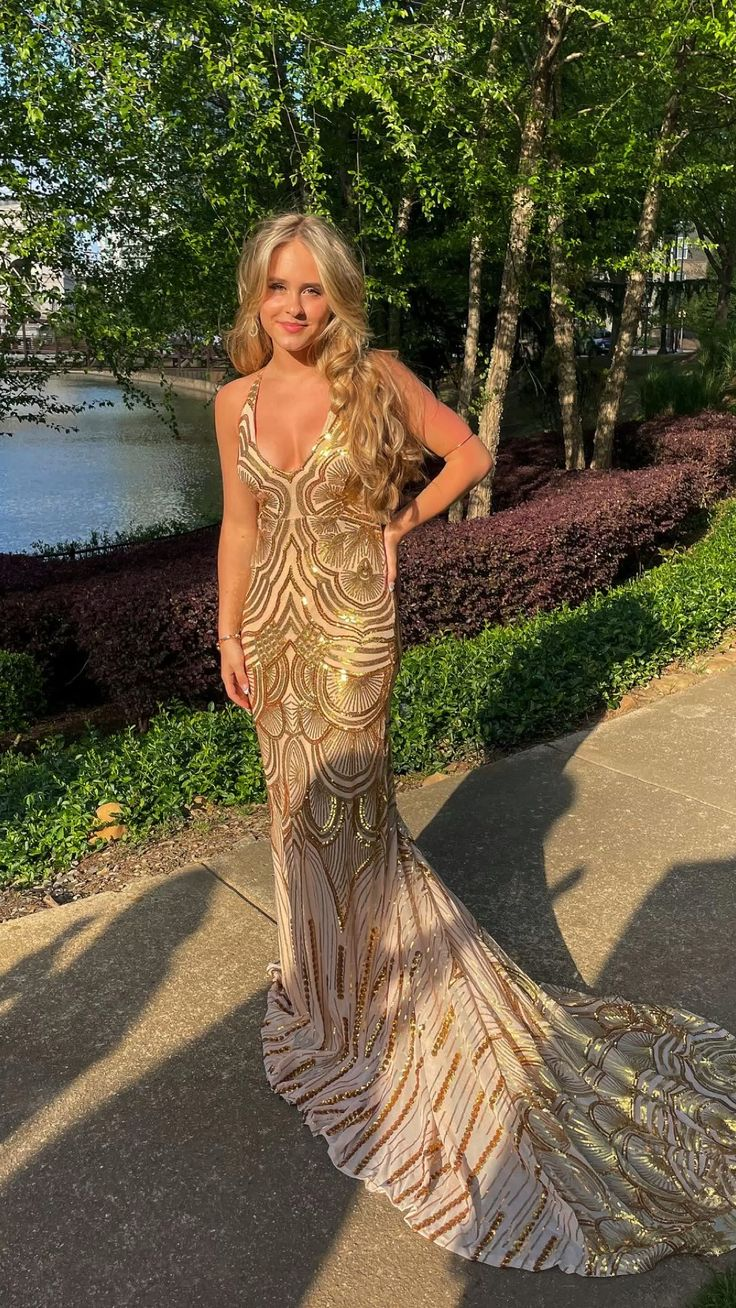 Unique Mermaid Golden Sequin Long Sweep Open Back Formal Prom Dresses Formal Evening Dresses