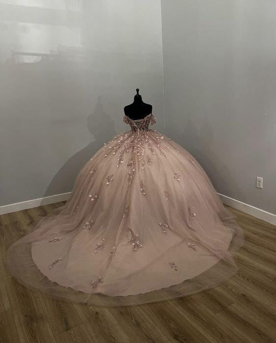 Unique Sleeveless Light Pink Ball Gown Formal Prom Formal Evening Formal Dresses Secondary image