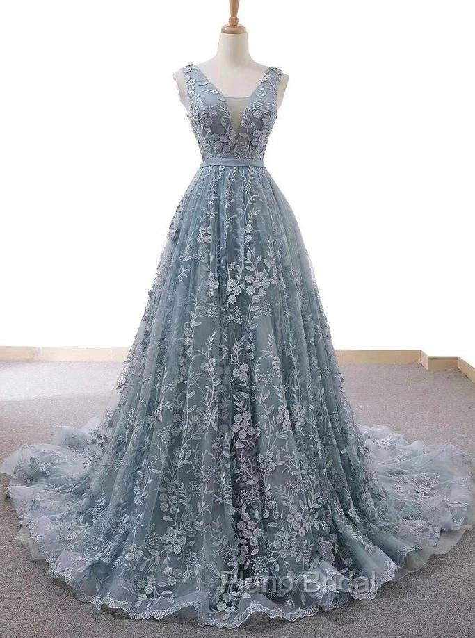 V-Neck Appliques Lace Wedding Dresses With Chapel Train