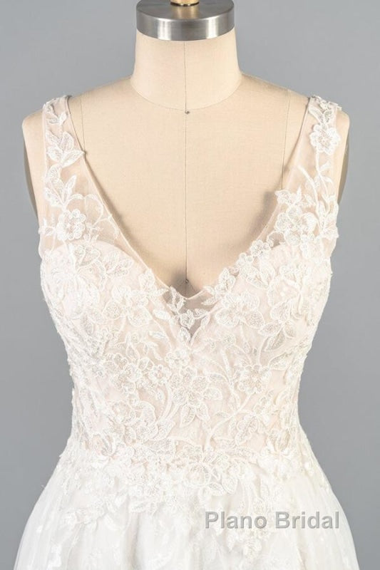 V-neck Appliques Tulle A-line Wedding Dress