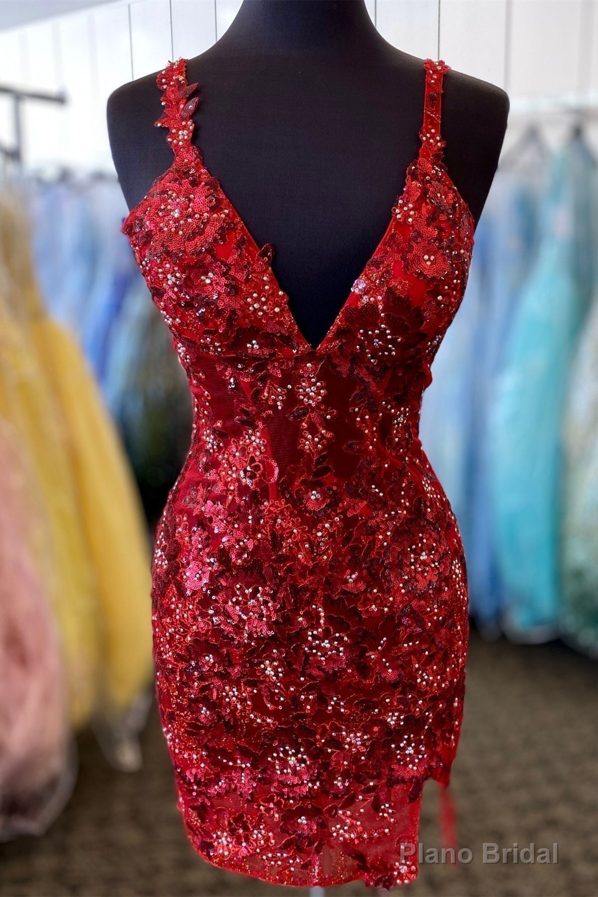 V-Neck Burgundy Sequin Appliques Tight Homecoming Dress Main image