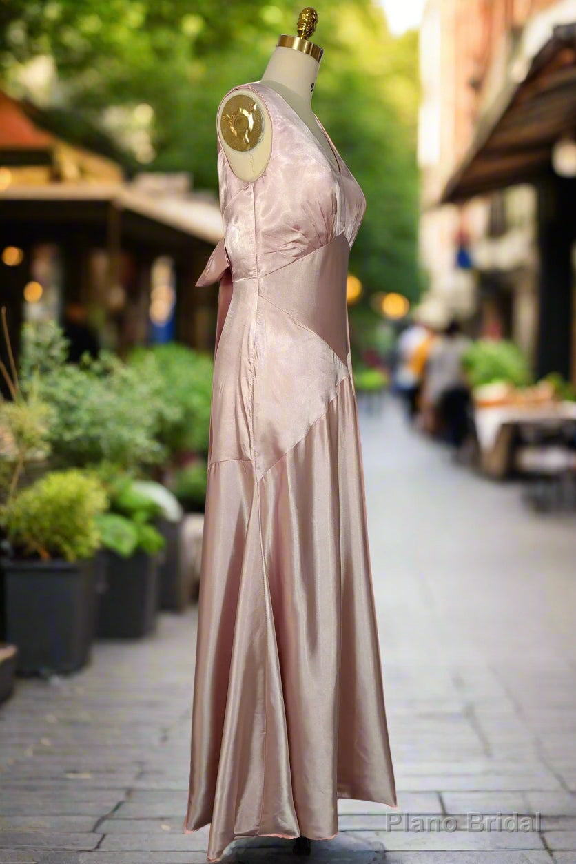 V-Neck Pink Tie Back Mermaid Bridesmaid Dresses A Line Open Back Stretch Satin Floor Length Fromal Dresses Secondary image