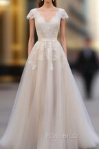 V Neck Short Sleeves Wedding Dresses Lace Applique Floor Length Tulle Bridal Gowns
