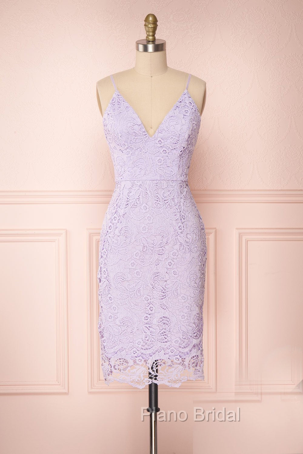V-Neck Spaghetti Straps Lace Short Bridesmaids Dresses
