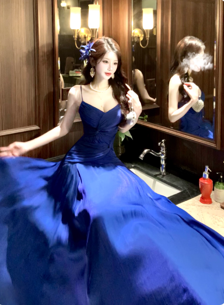 Vibrant Royal Blue A-Line Spaghetti Strap Knot-Embellished Chiffon Long Formal Prom Dresses