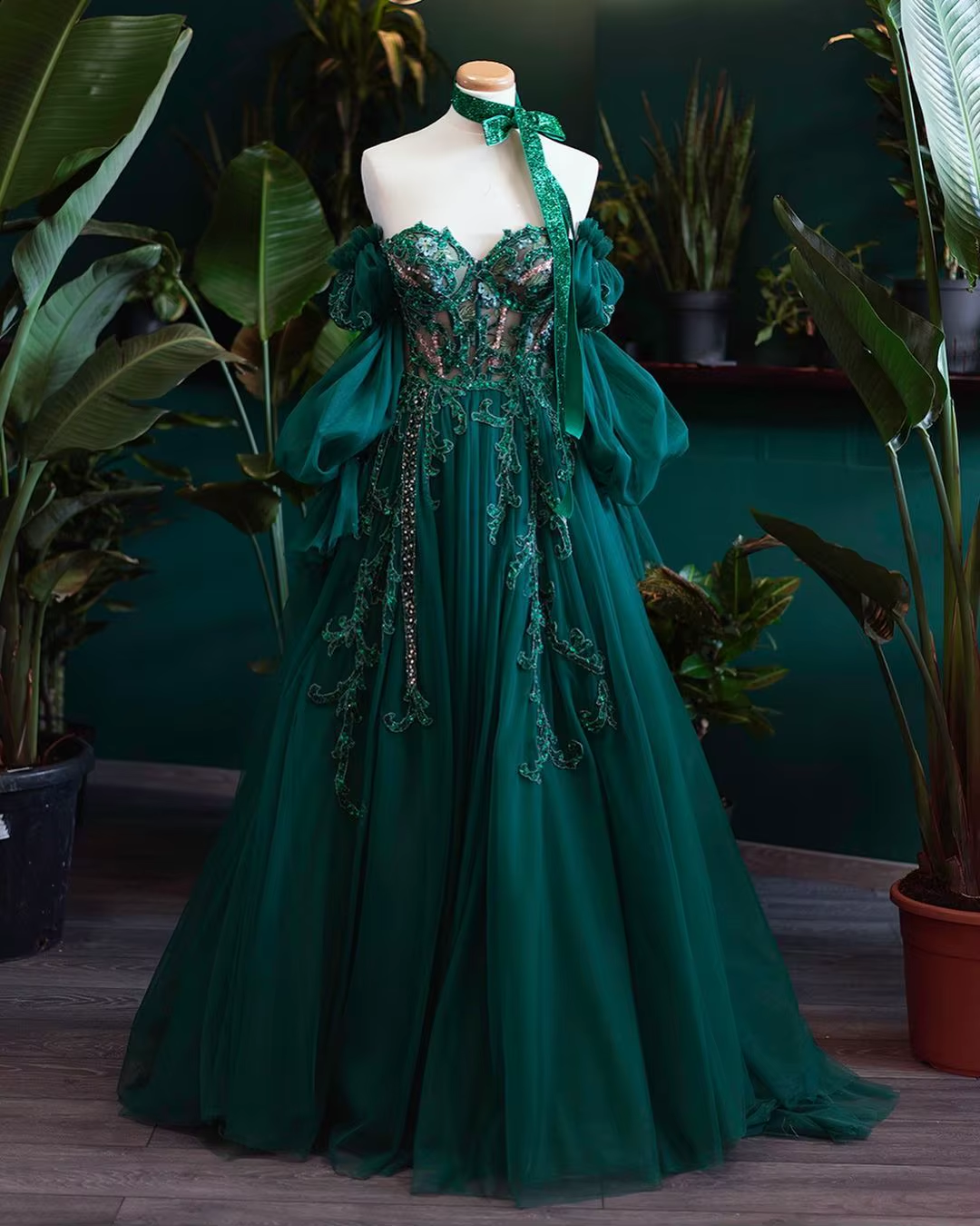 Vintage A Line Appliques Lace-Up A-Line Dark Green Tulle Formal Prom Dresses